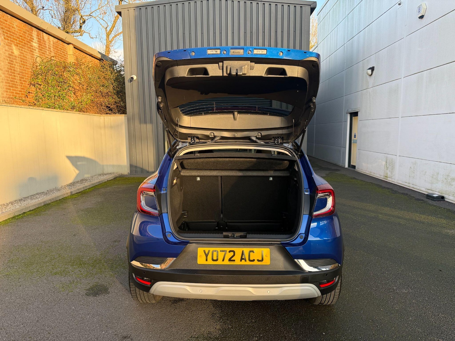 Used Renault Captur 2023 for sale - 77229686: Photo 9