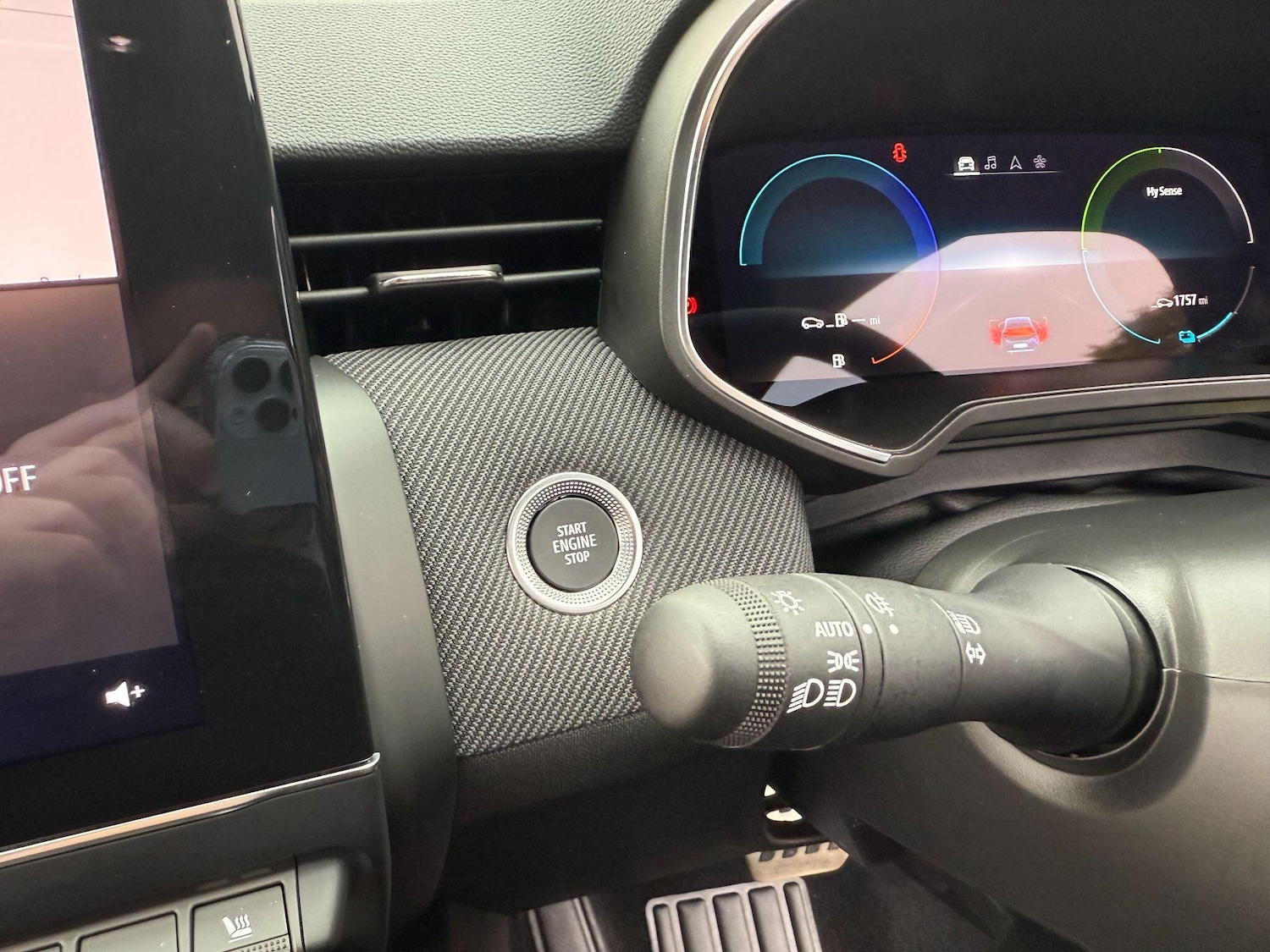 Used Renault Clio for sale - 76440856: Photo 13