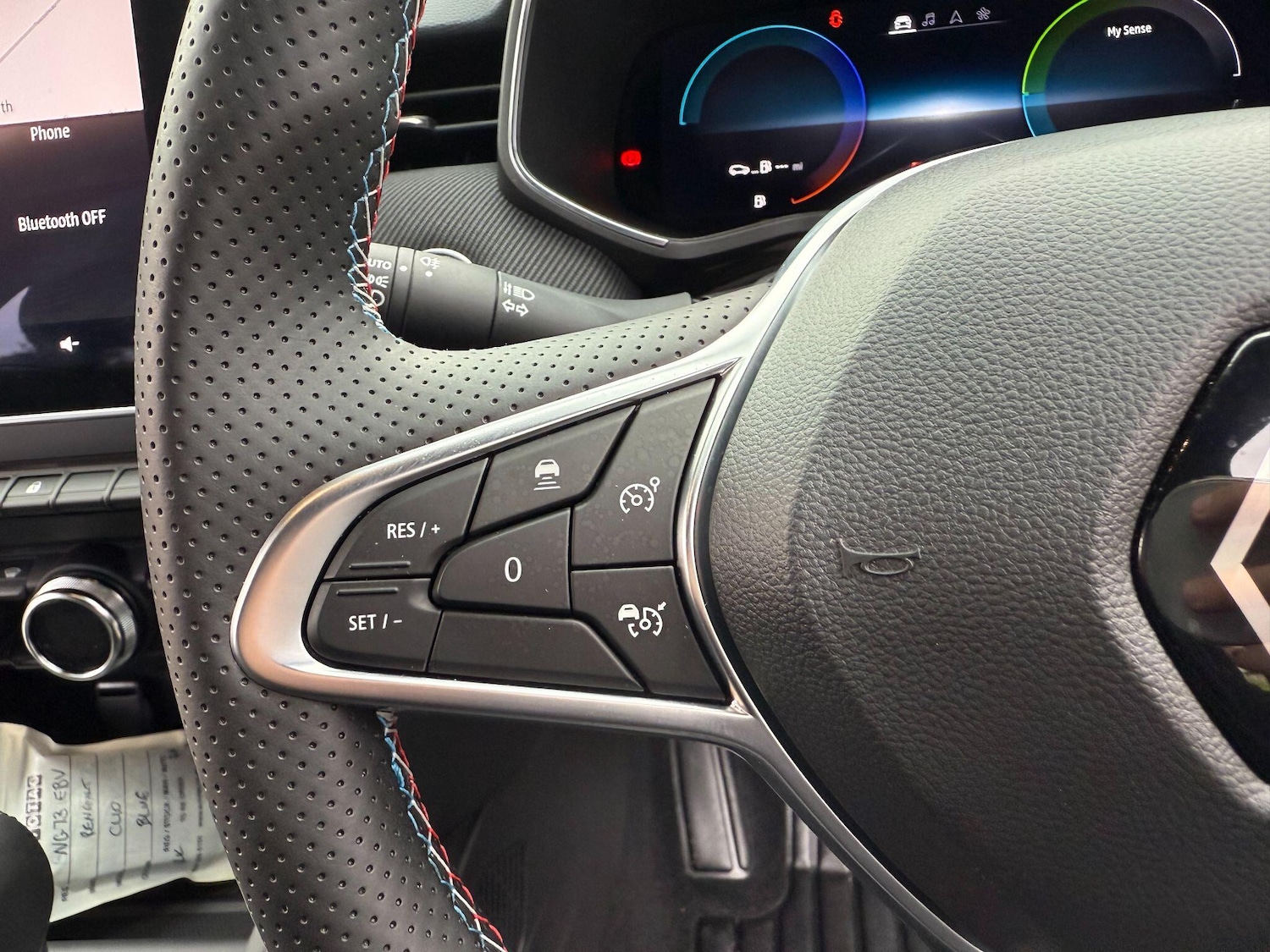 Used Renault Clio for sale - 76440856: Photo 24