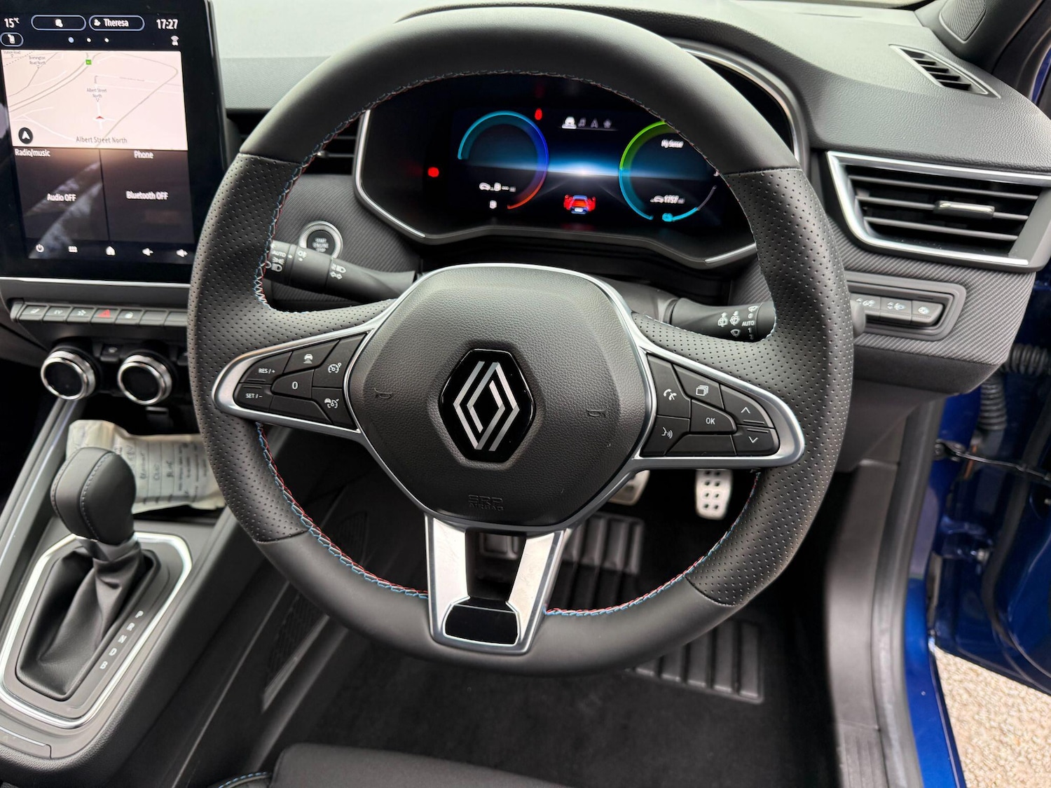 Used Renault Clio for sale - 76440856: Photo 38