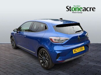 Used Renault Clio 2023 for sale - 76440856: Photo