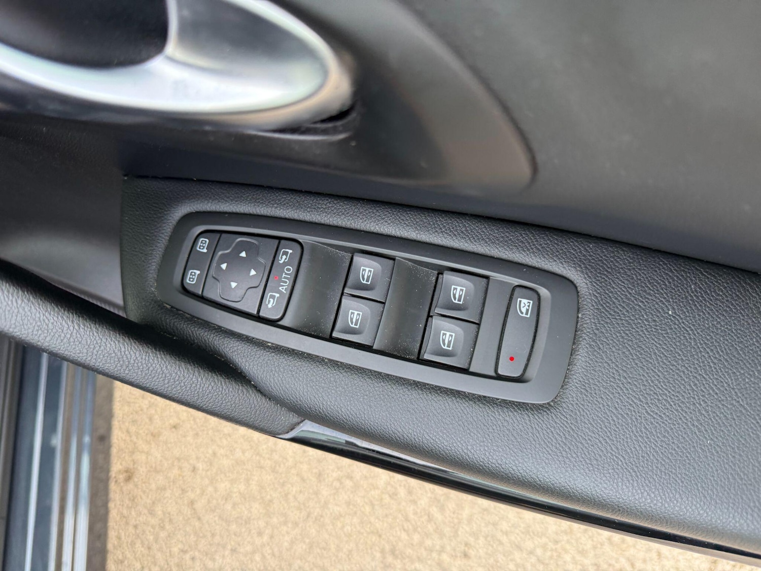 Used Renault Kadjar 2019 for sale - 76592377: Photo 18