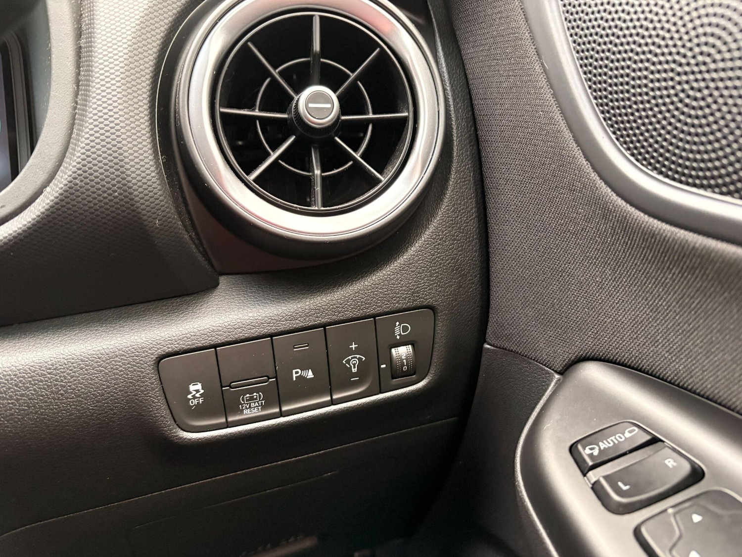 Used Hyundai KONA 2022 for sale - 77320592: Photo 20