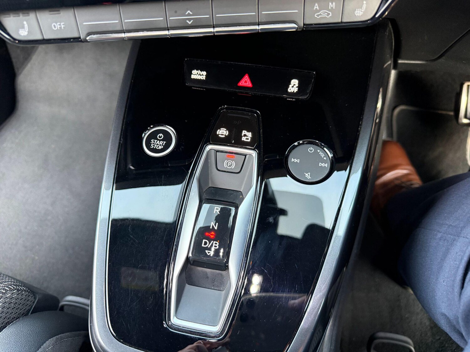 Used Audi Q4 e-tron 2022 for sale - 77970356: Photo 11