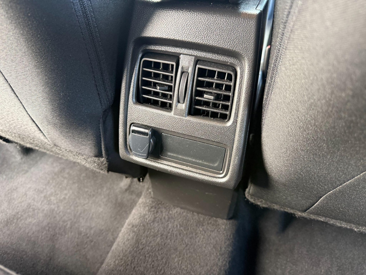 Used Renault Captur 2023 for sale - 78220242: Photo 17