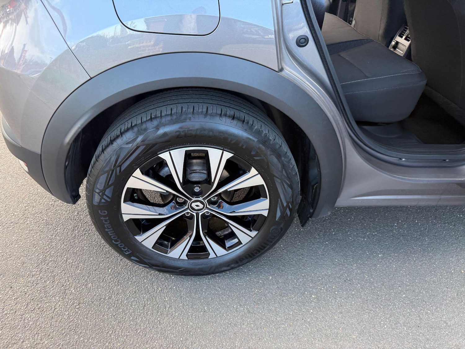 Used Renault Captur 2023 for sale - 78220242: Photo 28