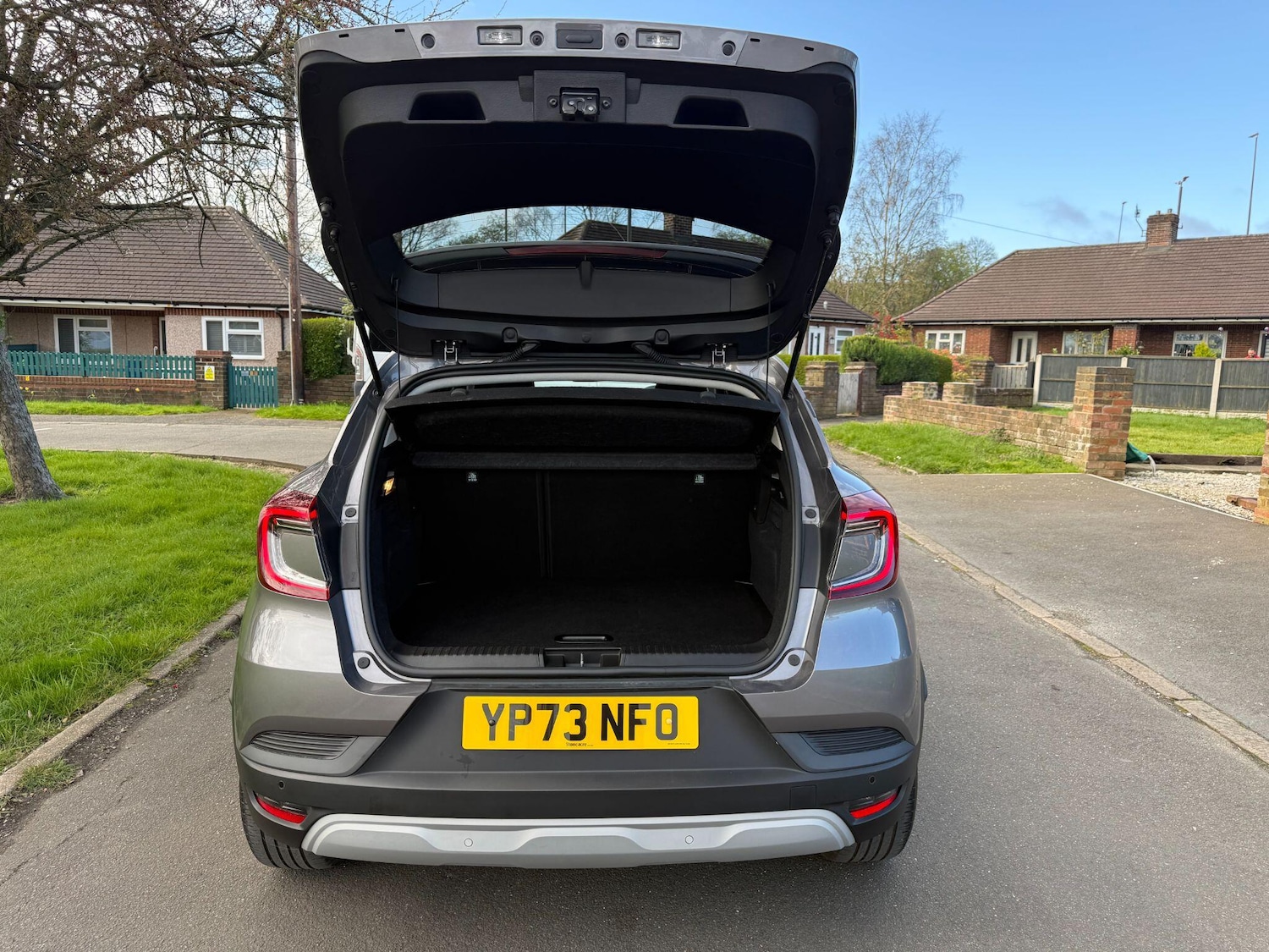 Used Renault Captur 2023 for sale - 78220242: Photo 37