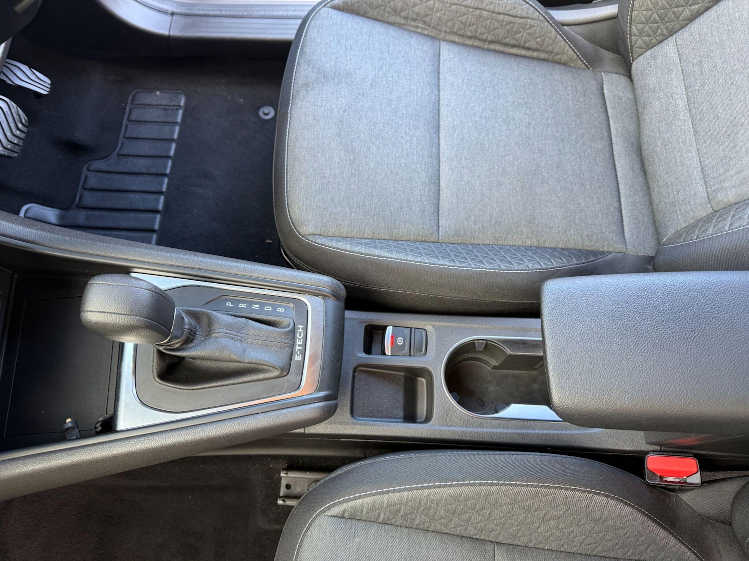 Used Renault Captur 2023 for sale - 78220242: Photo 41