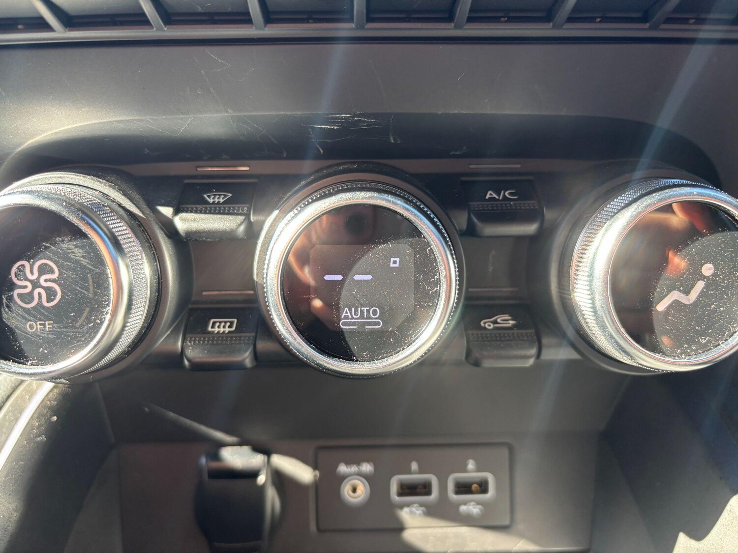 Used Renault Clio 2022 for sale - 76349693: Photo 12