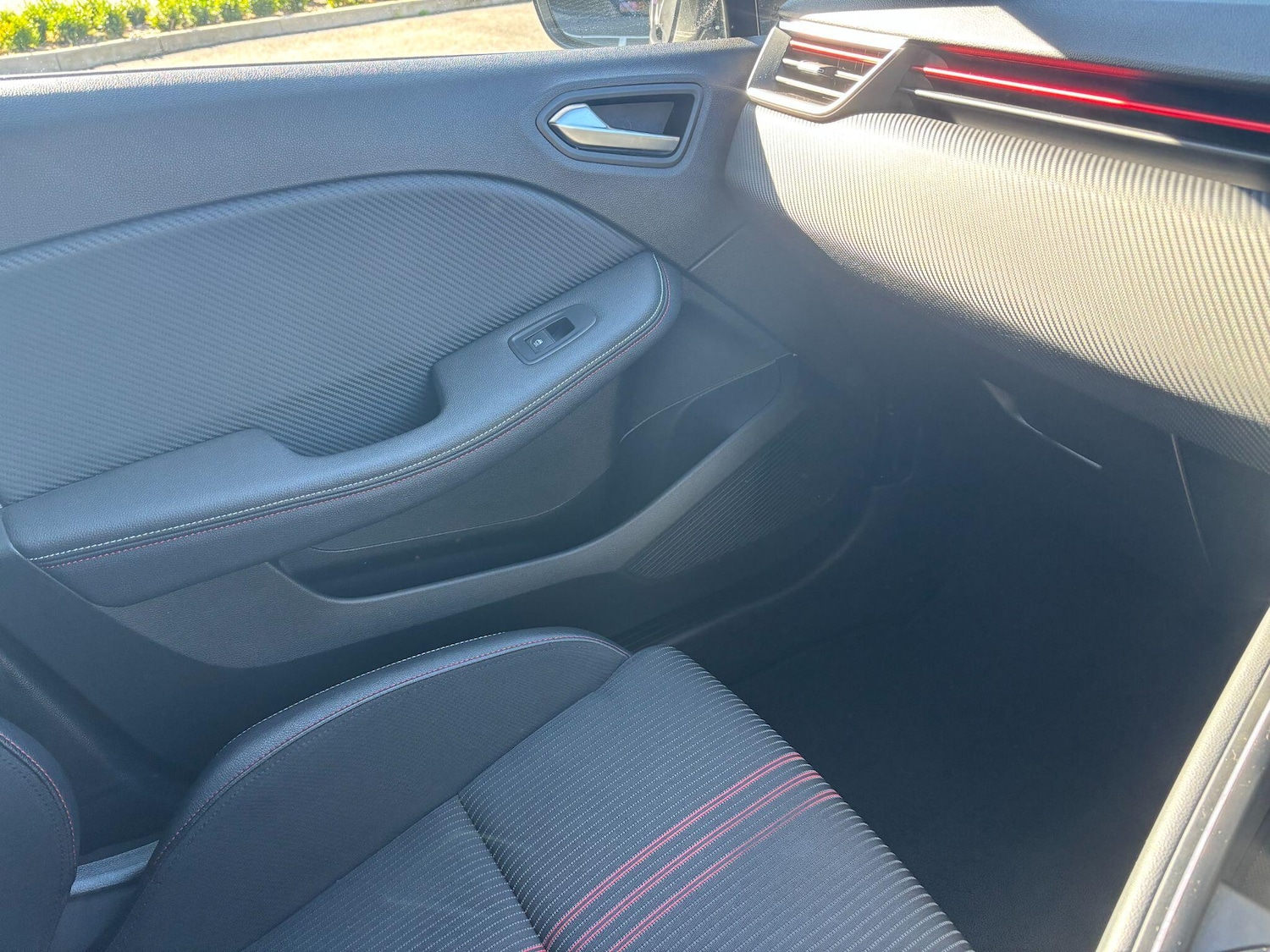 Used Renault Clio 2022 for sale - 76349693: Photo 29