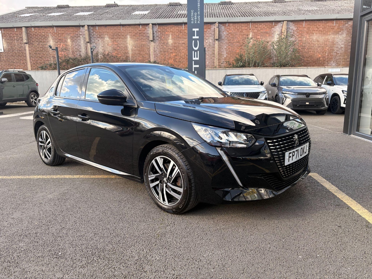 Used Peugeot 208 2021 for sale - 77898604: Photo 1