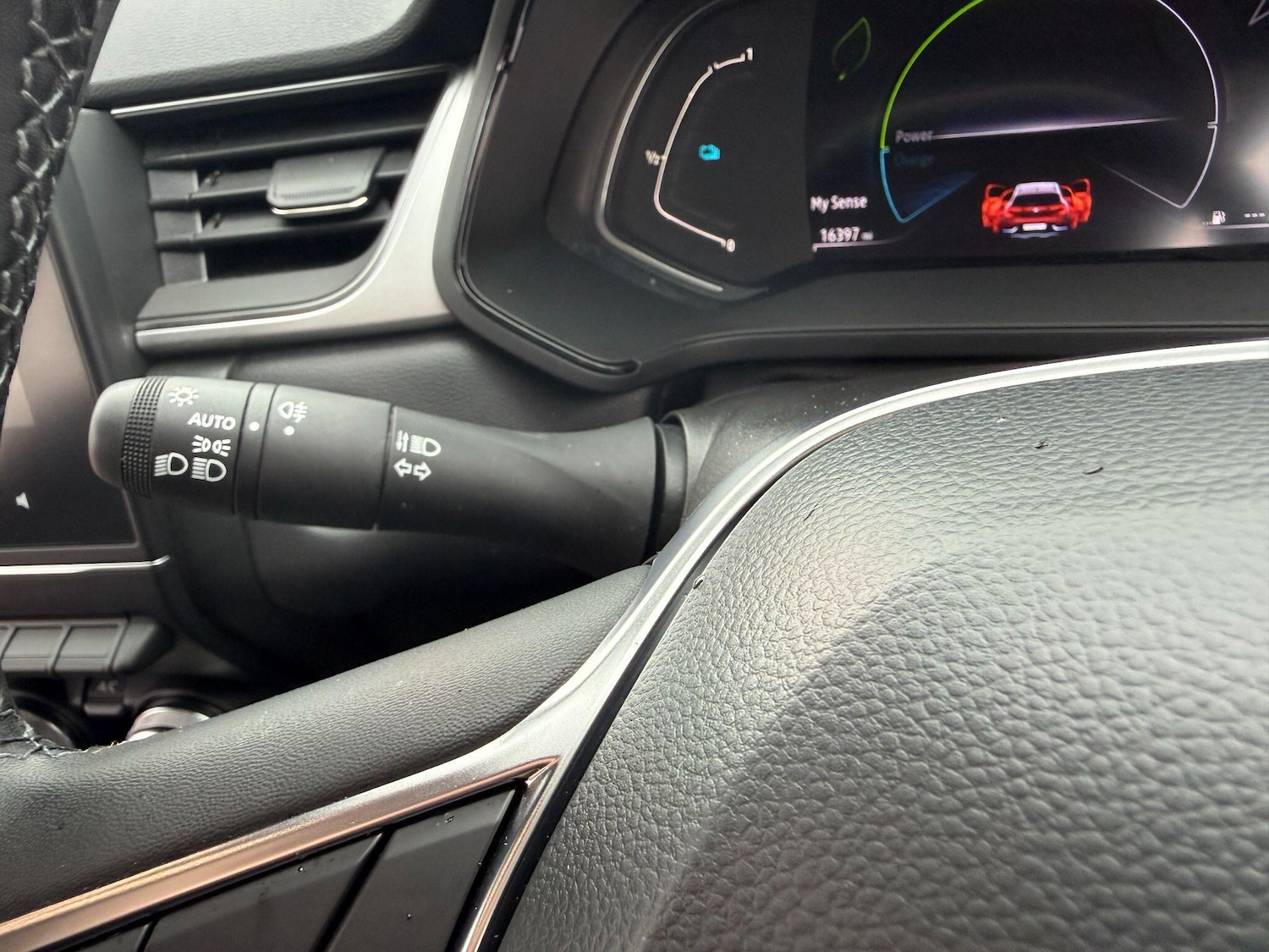 Used Renault Captur 2024 for sale - 76952778: Photo 25