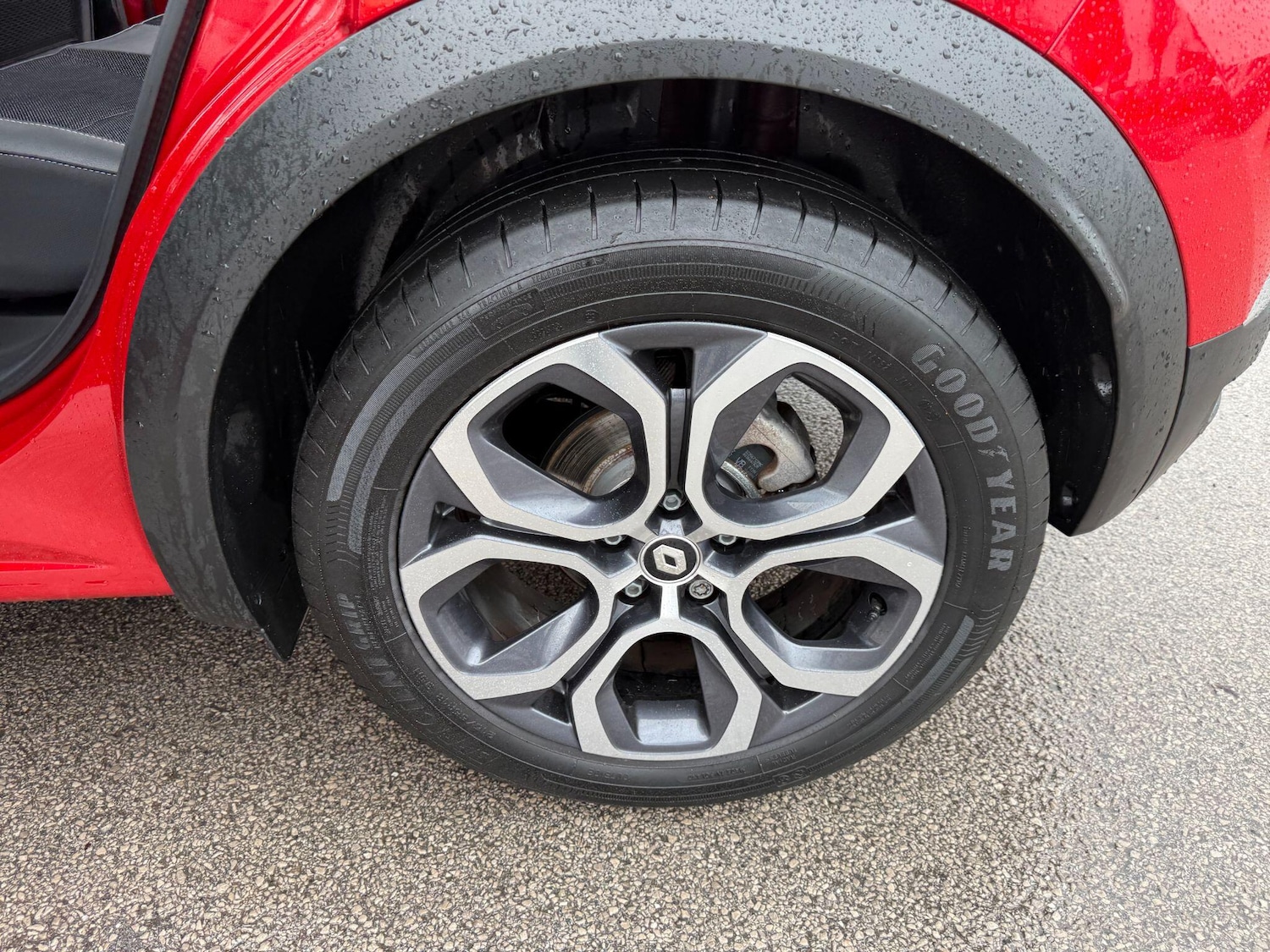 Used Renault Captur 2024 for sale - 76952778: Photo 31