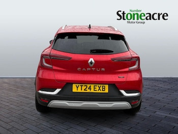 Used Renault Captur 2024 for sale - 76952778: Photo