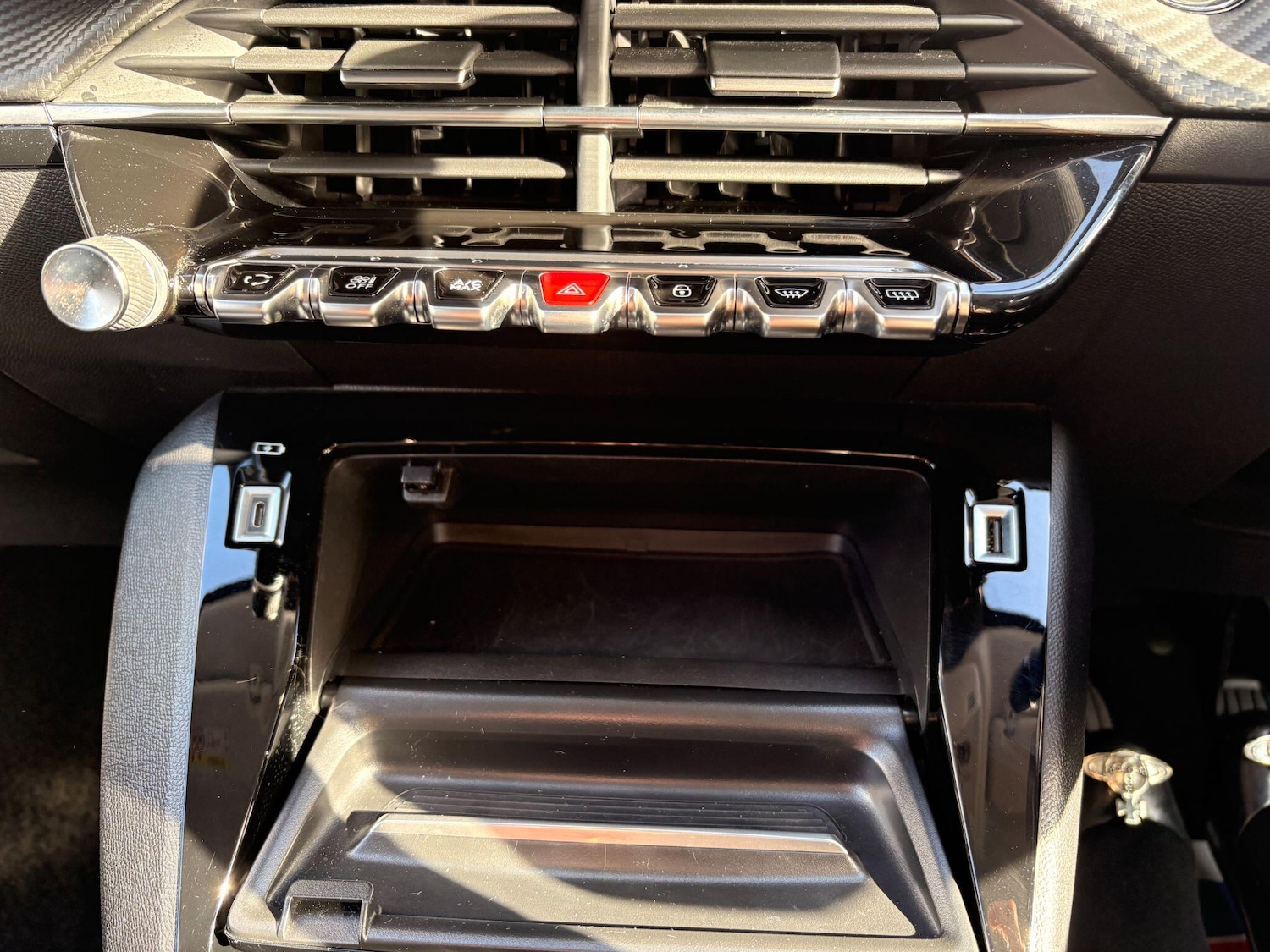 Used Peugeot 208 2021 for sale - 78072315: Photo 37