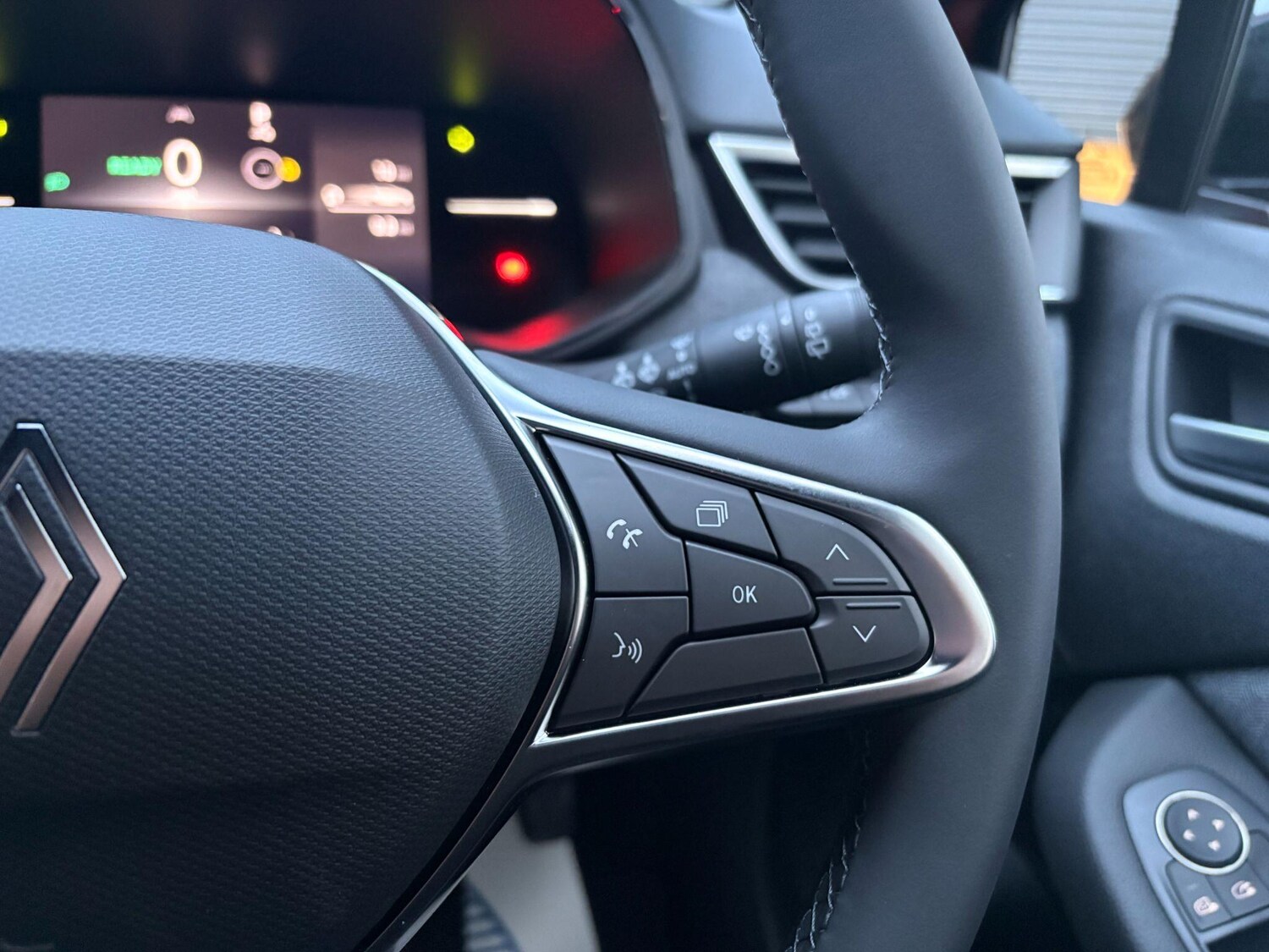 Used Renault Clio 2025 for sale - 77400794: Photo 19