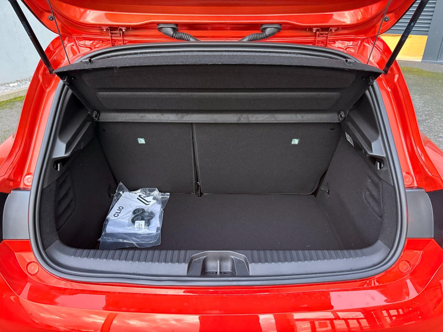 Used Renault Clio 2025 for sale - 77400794: Photo 30