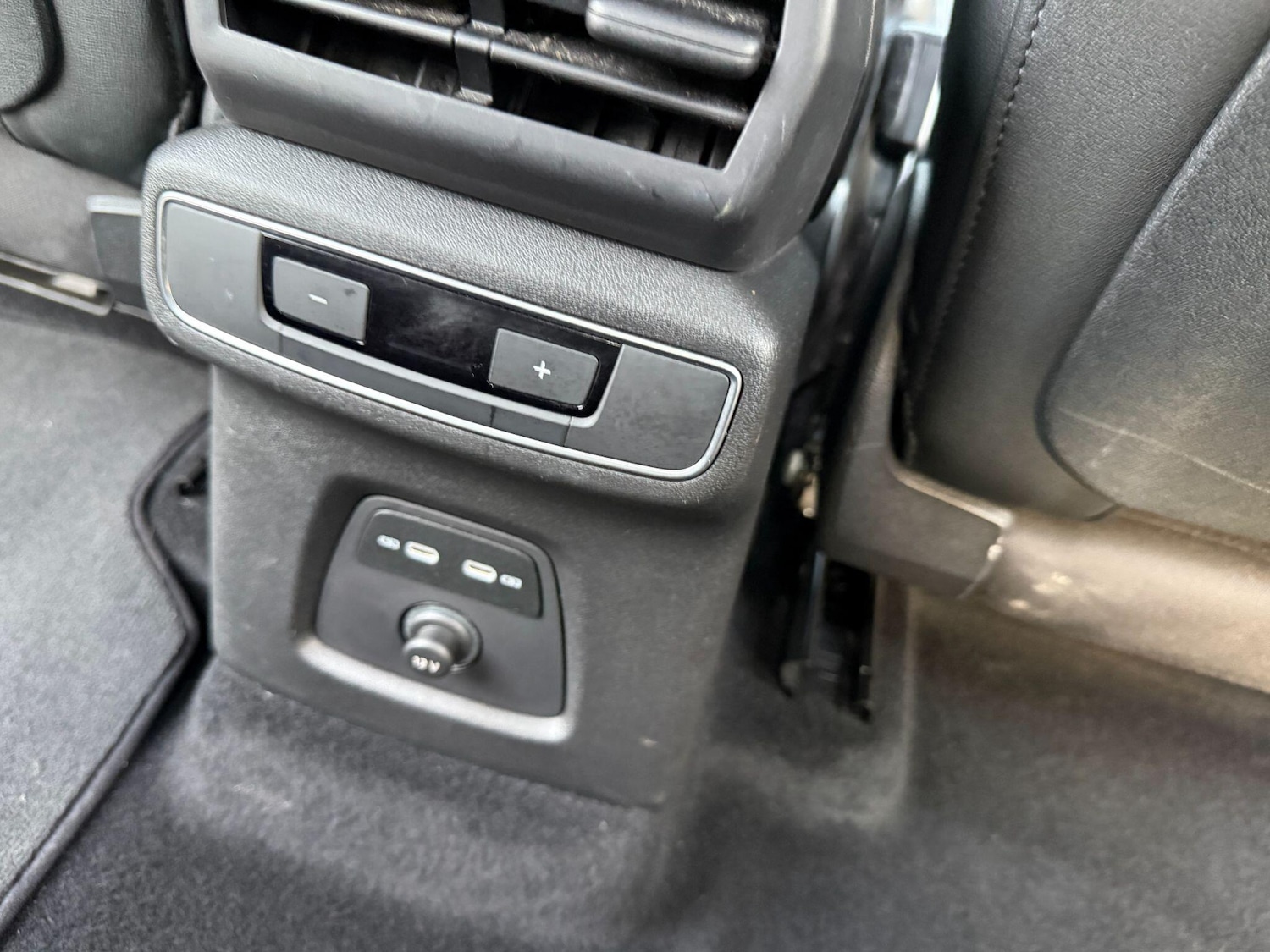 Used Audi Q4 e-tron 2022 for sale - 78073086: Photo 19