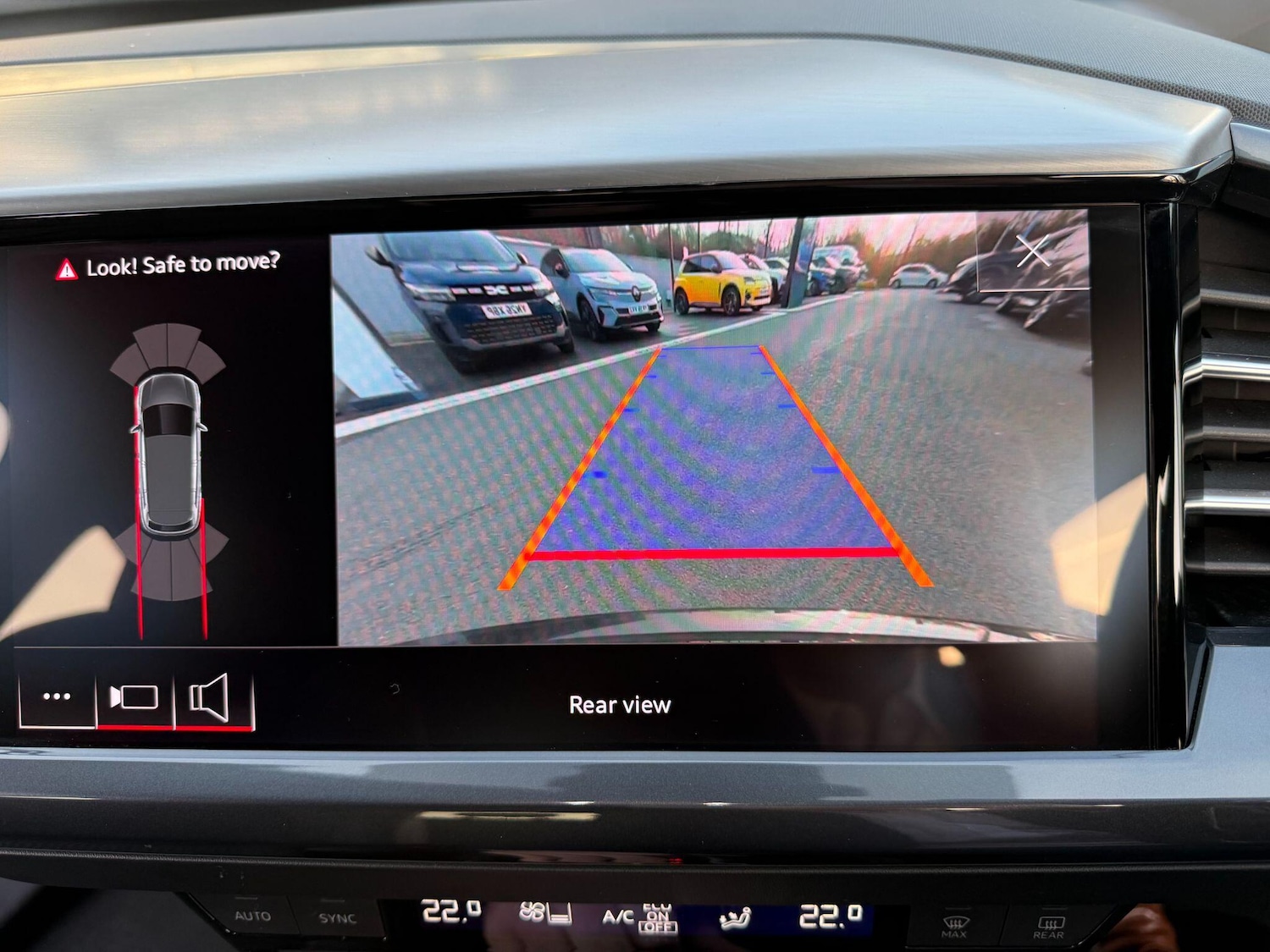 Used Audi Q4 e-tron 2022 for sale - 78073086: Photo 42