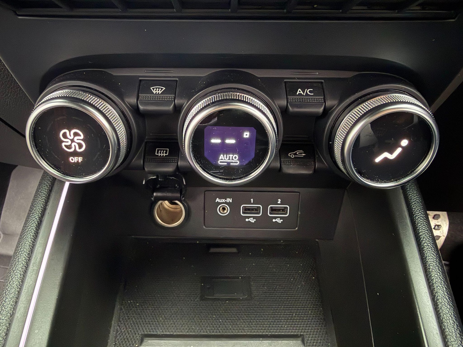 Used Renault Clio 2022 for sale - 77564951: Photo 12