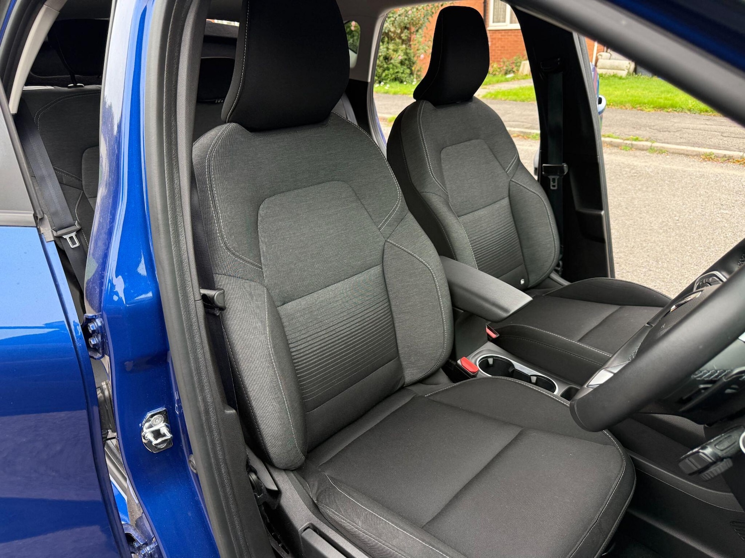 Used Renault Captur 2021 for sale - 76189872: Photo 15