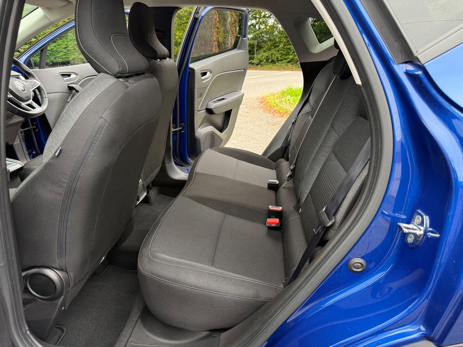 Used Renault Captur 2021 for sale - 76189872: Photo 17