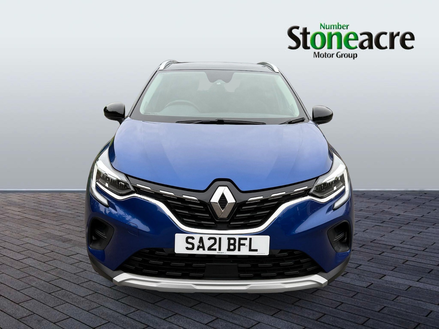 Used Renault Captur 2021 for sale - 76189872: Photo 2