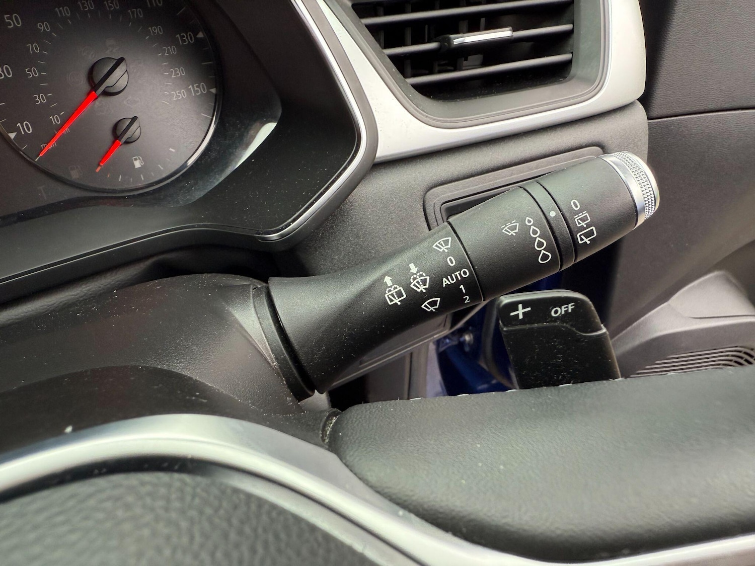 Used Renault Captur 2021 for sale - 76189872: Photo 23