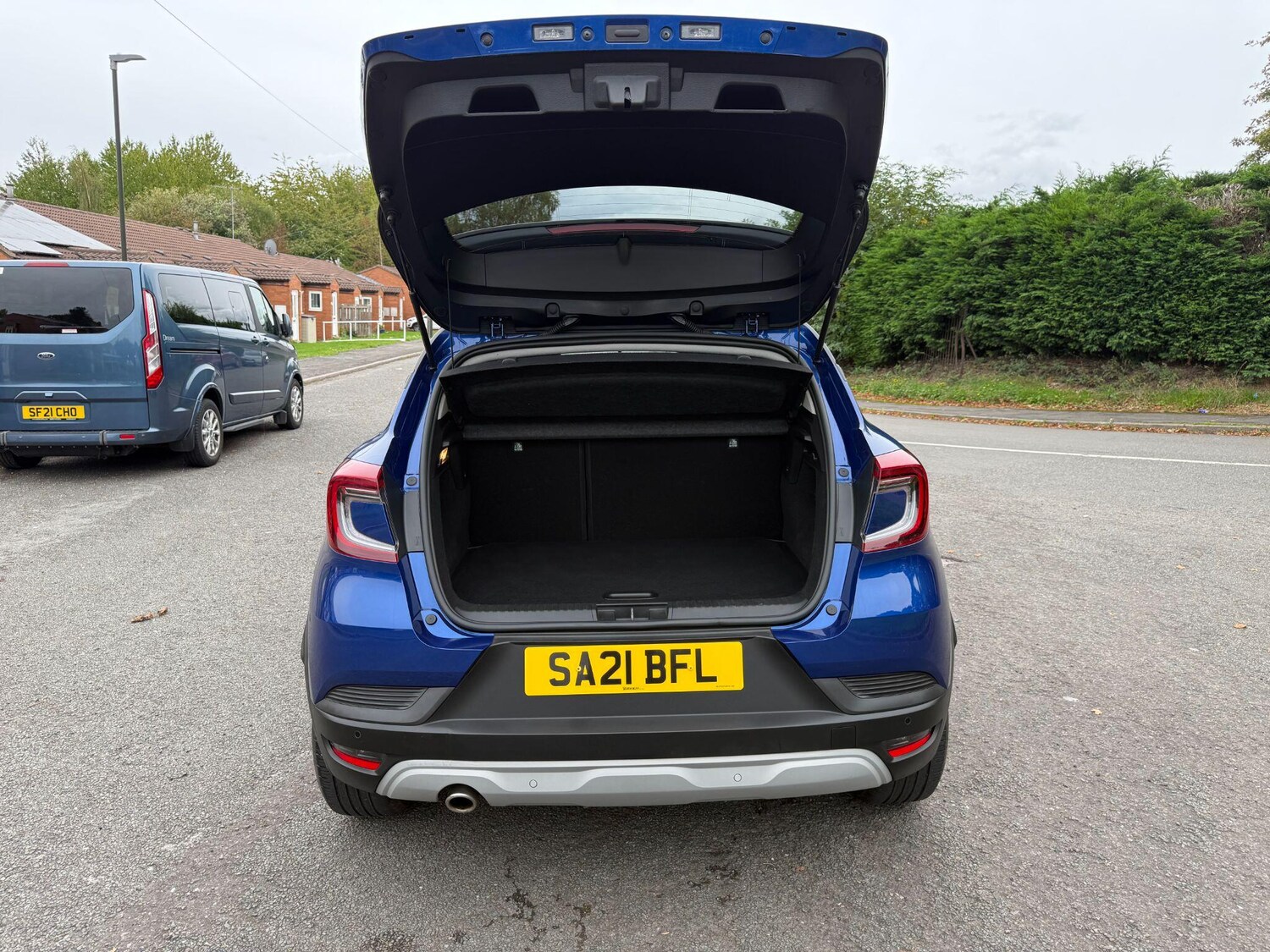 Used Renault Captur 2021 for sale - 76189872: Photo 41