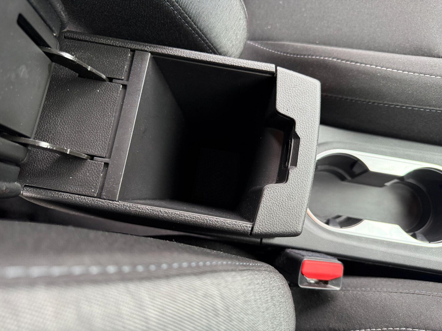 Used Renault Captur 2021 for sale - 76189872: Photo 48