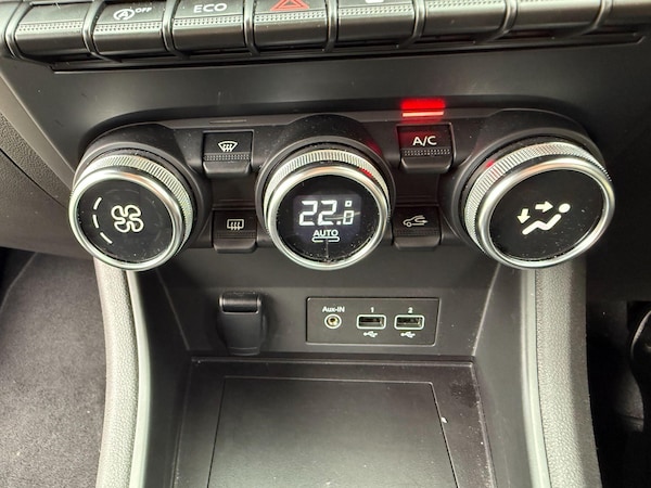 Used Renault Captur 2021 for sale - 76189872: Photo 49