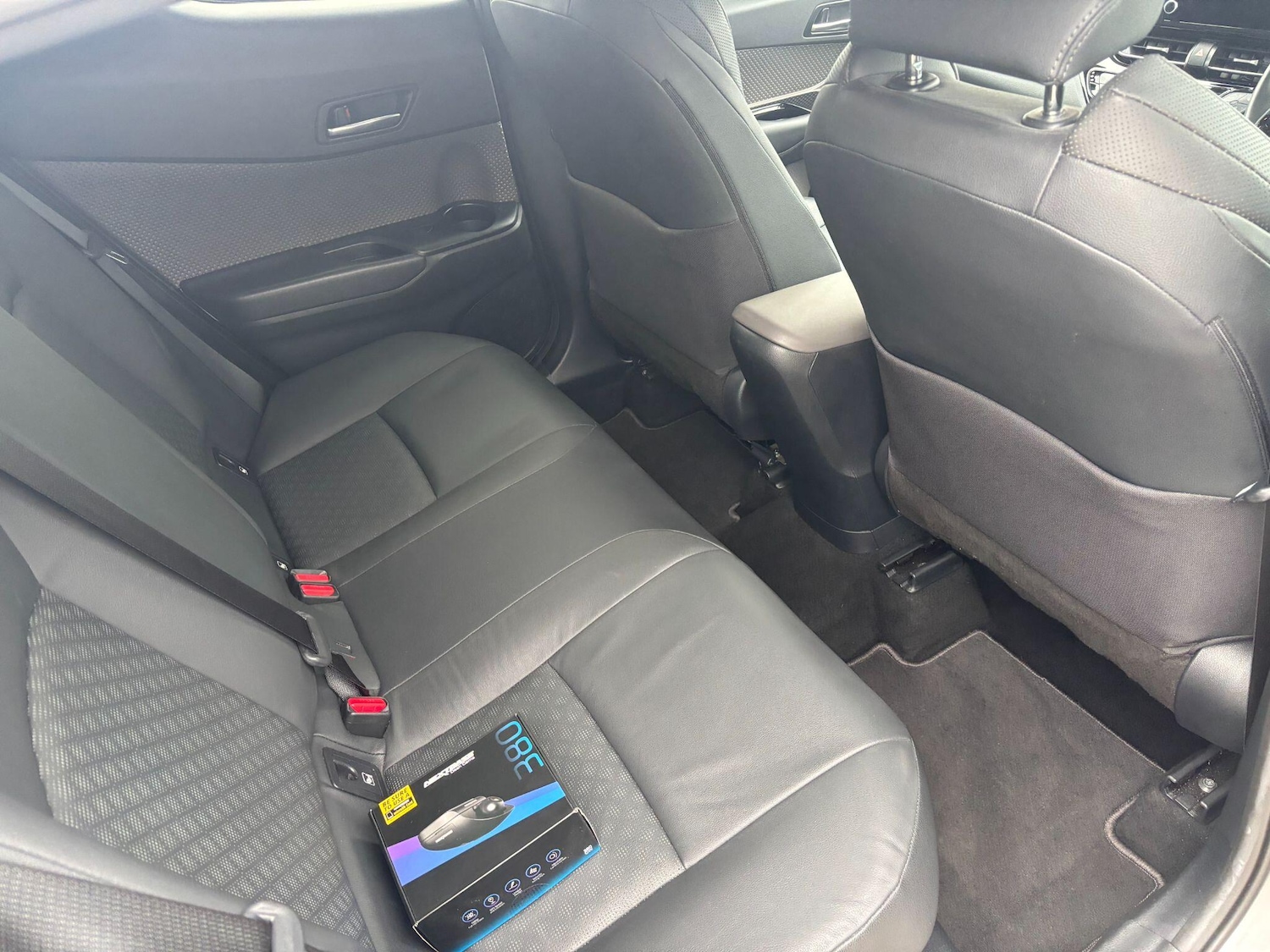 Used Toyota C-HR 2023 for sale - 76349758: Photo 16