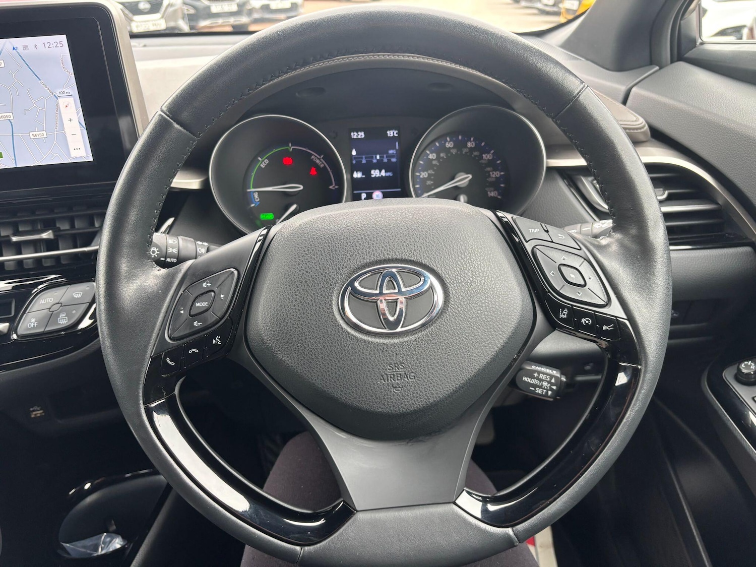 Used Toyota C-HR 2023 for sale - 76349758: Photo 25