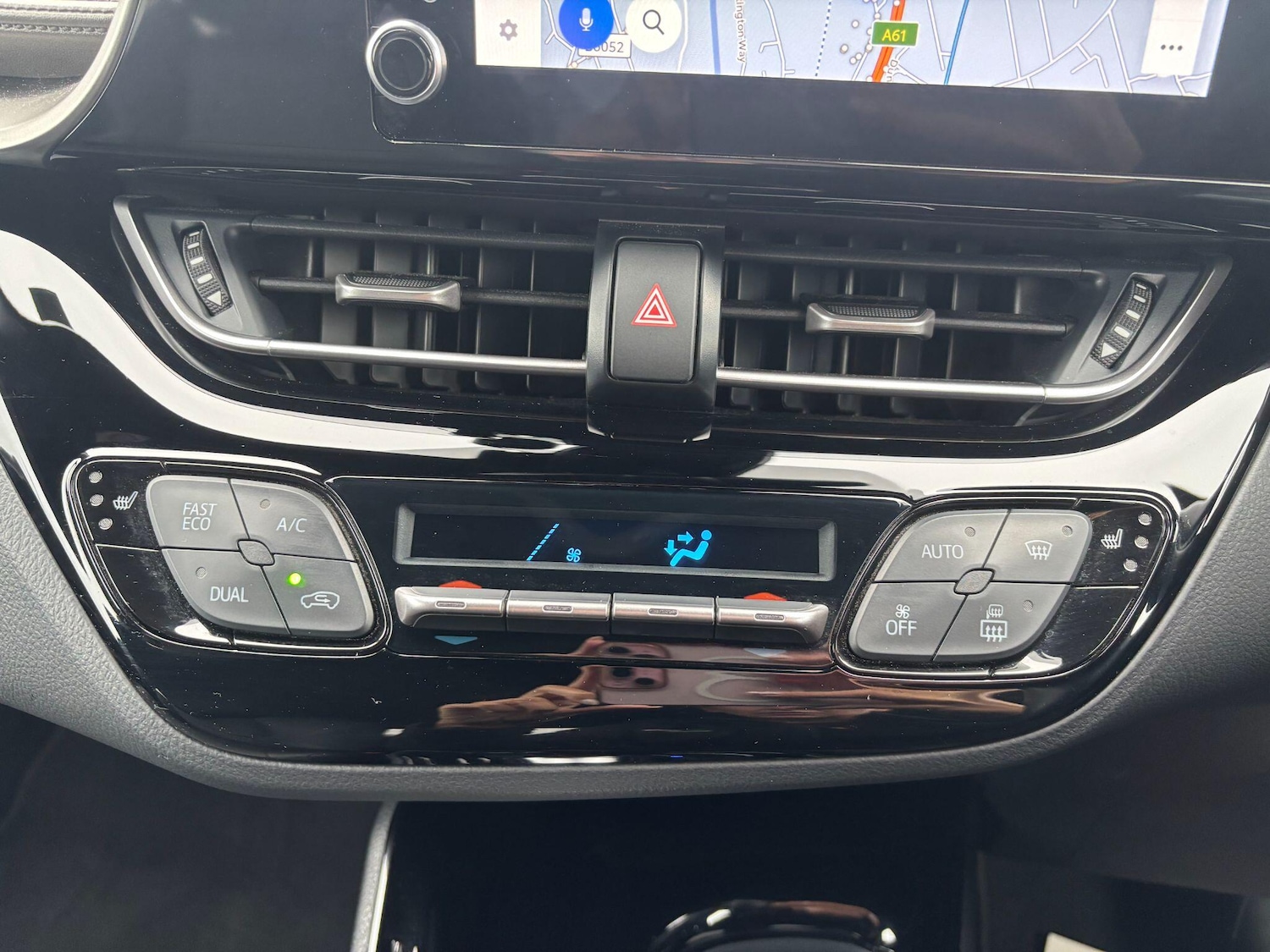 Used Toyota C-HR 2023 for sale - 76349758: Photo 30