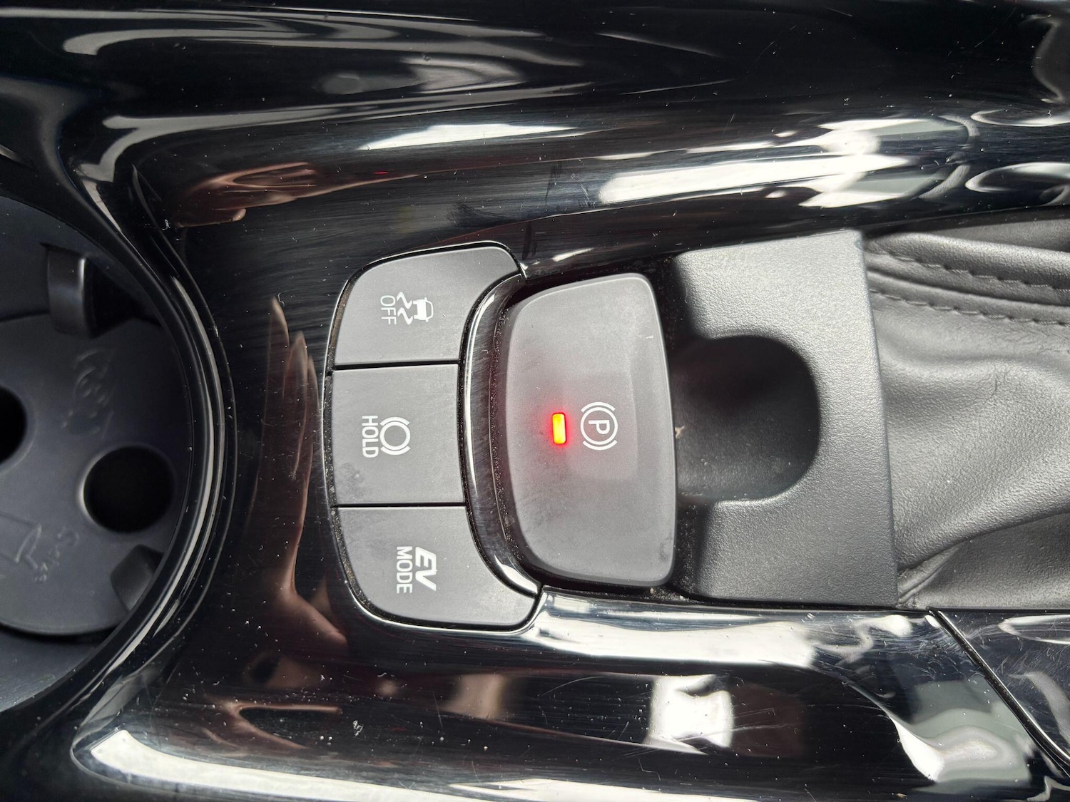 Used Toyota C-HR 2023 for sale - 76349758: Photo 36