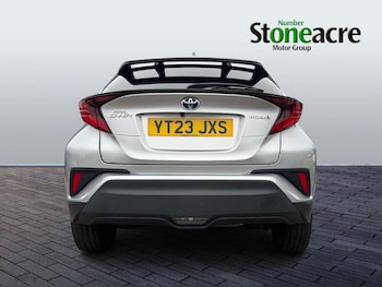 Used Toyota C-HR 2023 for sale - 76349758: Photo