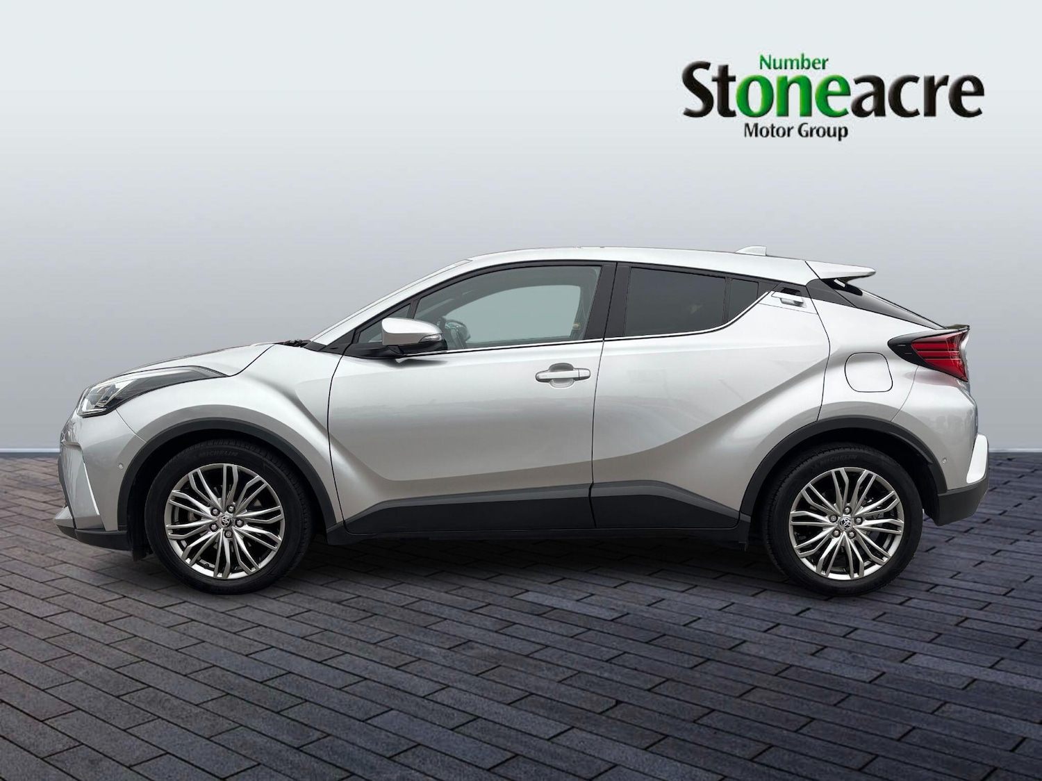 Used Toyota C-HR 2023 for sale - 76349758: Photo 6