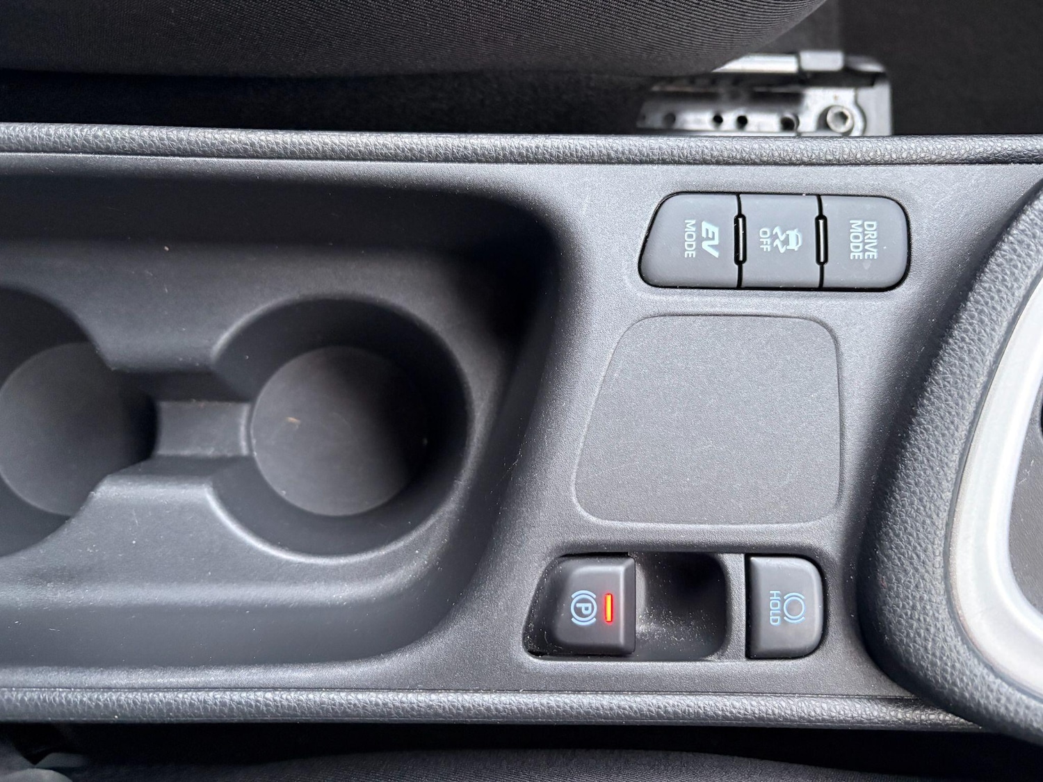 Used Toyota Yaris 2023 for sale - 77320845: Photo 39