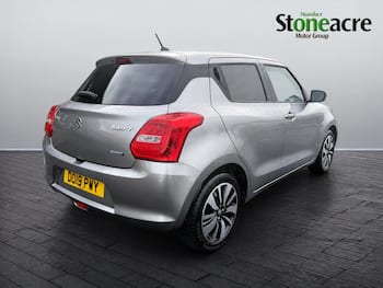 Used Suzuki Swift 2019 for sale - 79861015: Photo