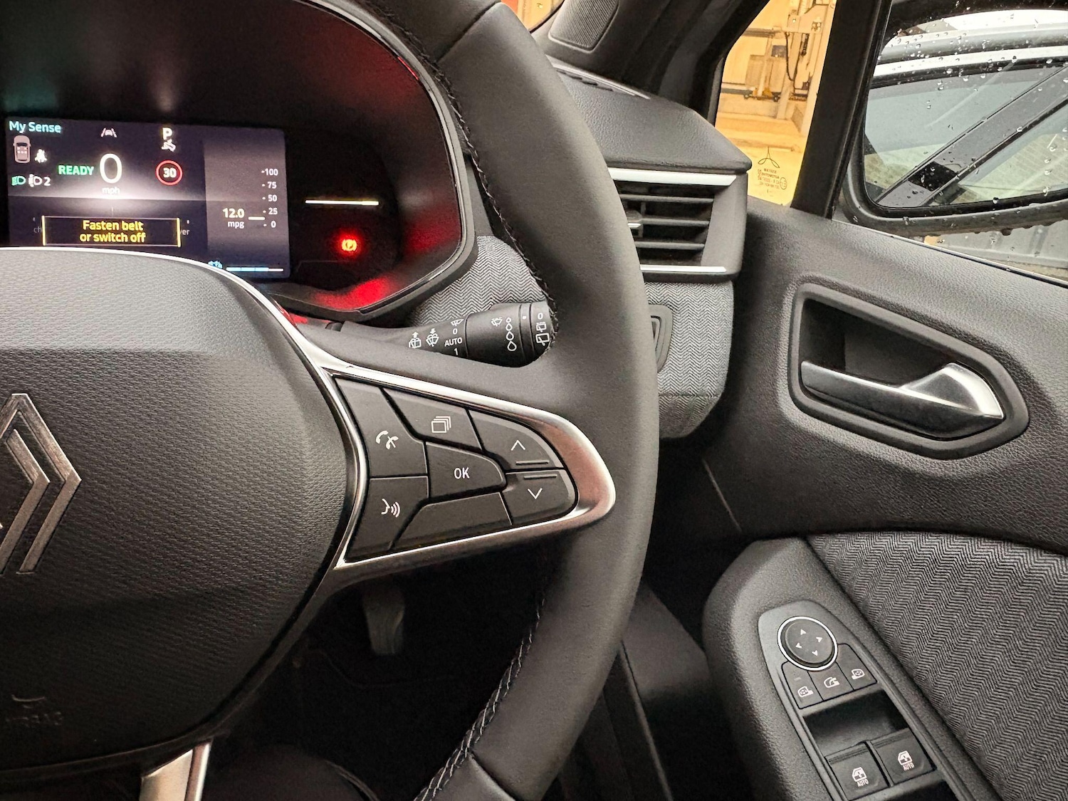 Used Renault Clio 2025 for sale - 77484630: Photo 19