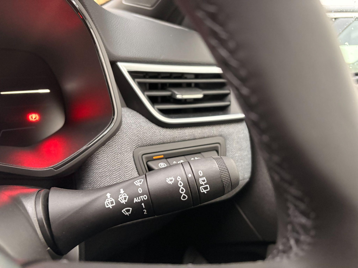 Used Renault Clio 2025 for sale - 77484630: Photo 21