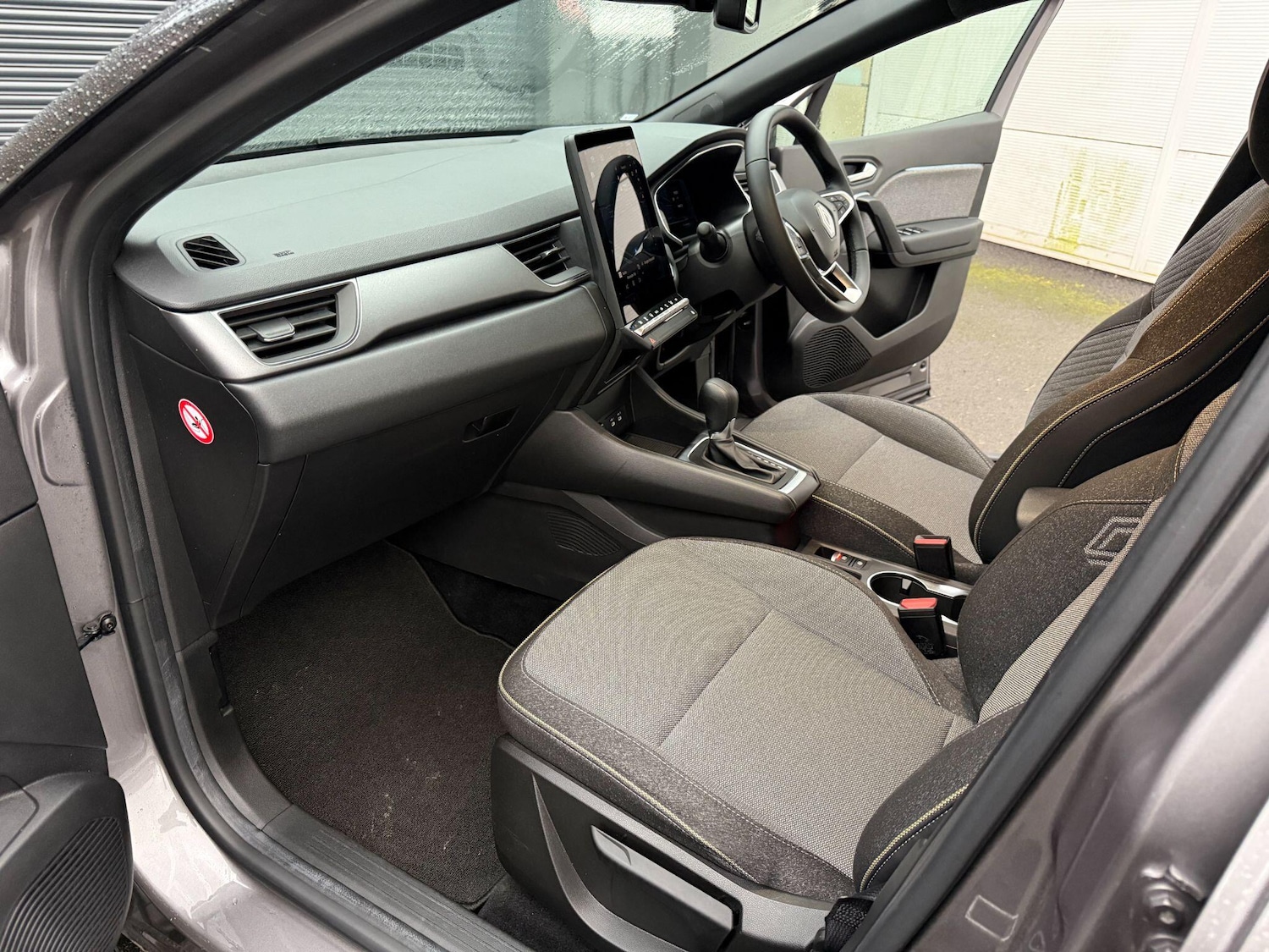 Used Renault Captur 2024 for sale - 77242702: Photo 37