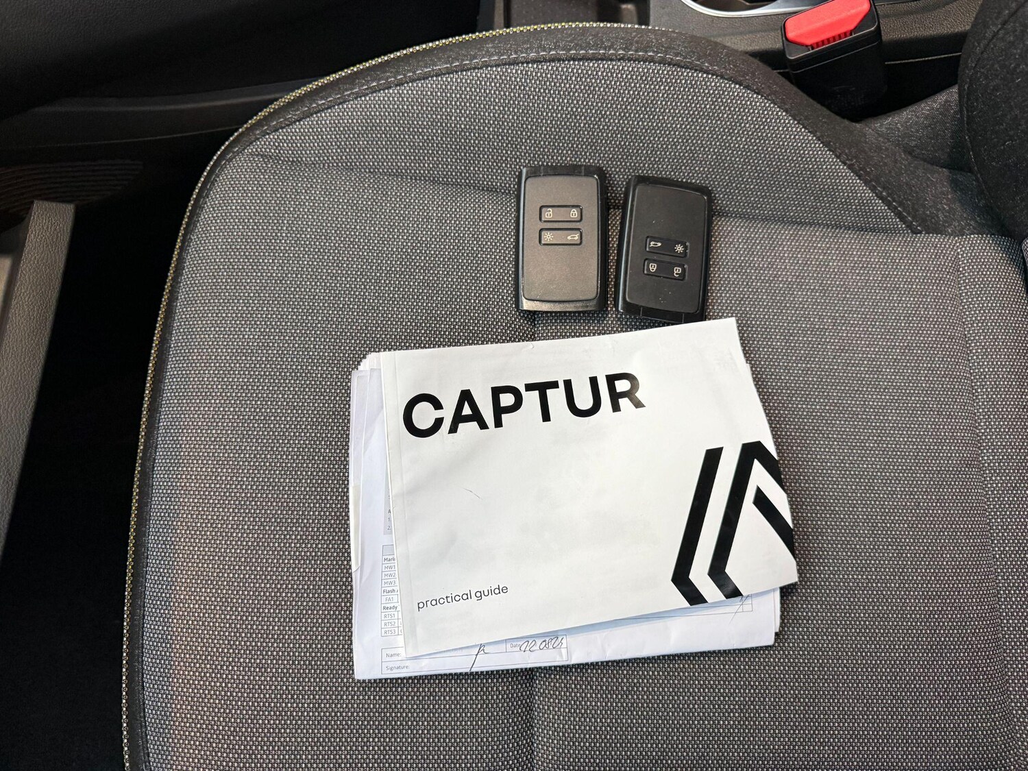 Used Renault Captur 2024 for sale - 77242702: Photo 38