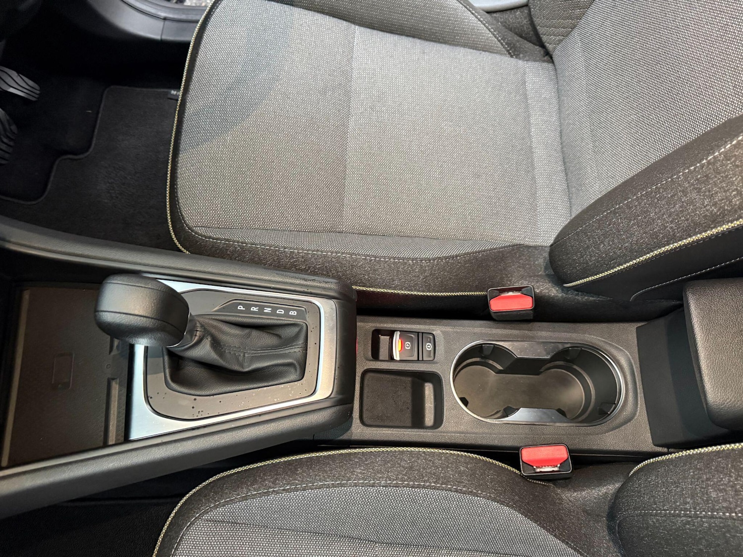 Used Renault Captur 2024 for sale - 77242702: Photo 39