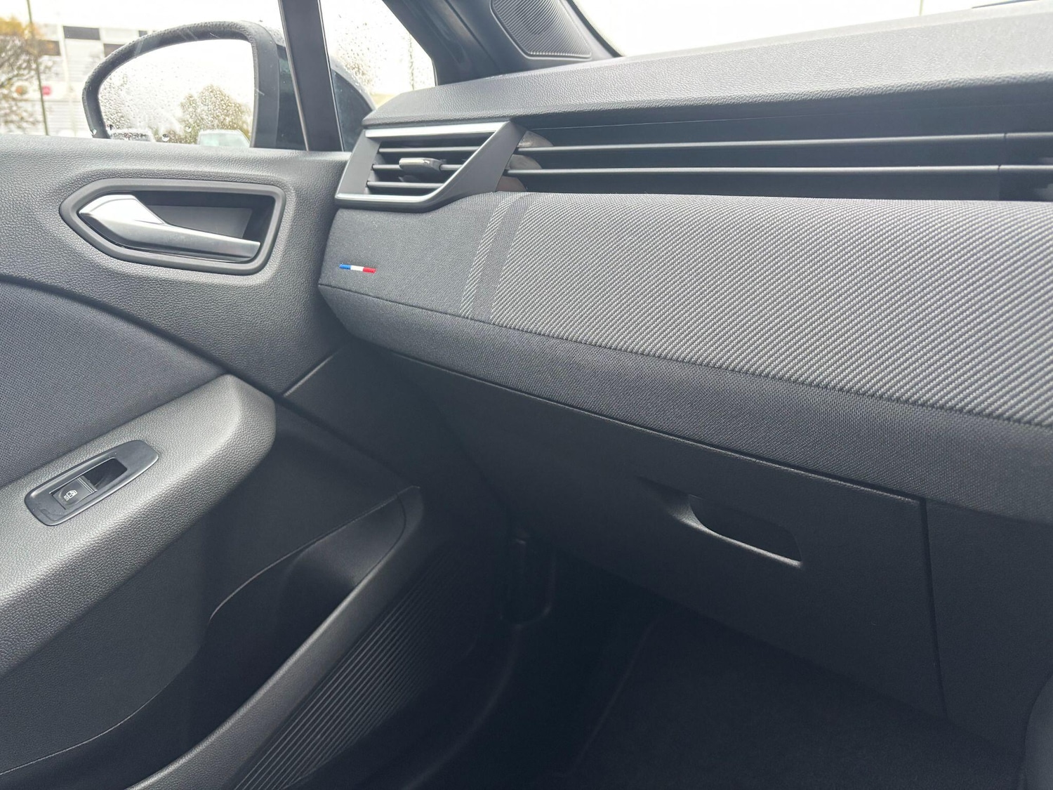 Used Renault Clio 2023 for sale - 76689915: Photo 13