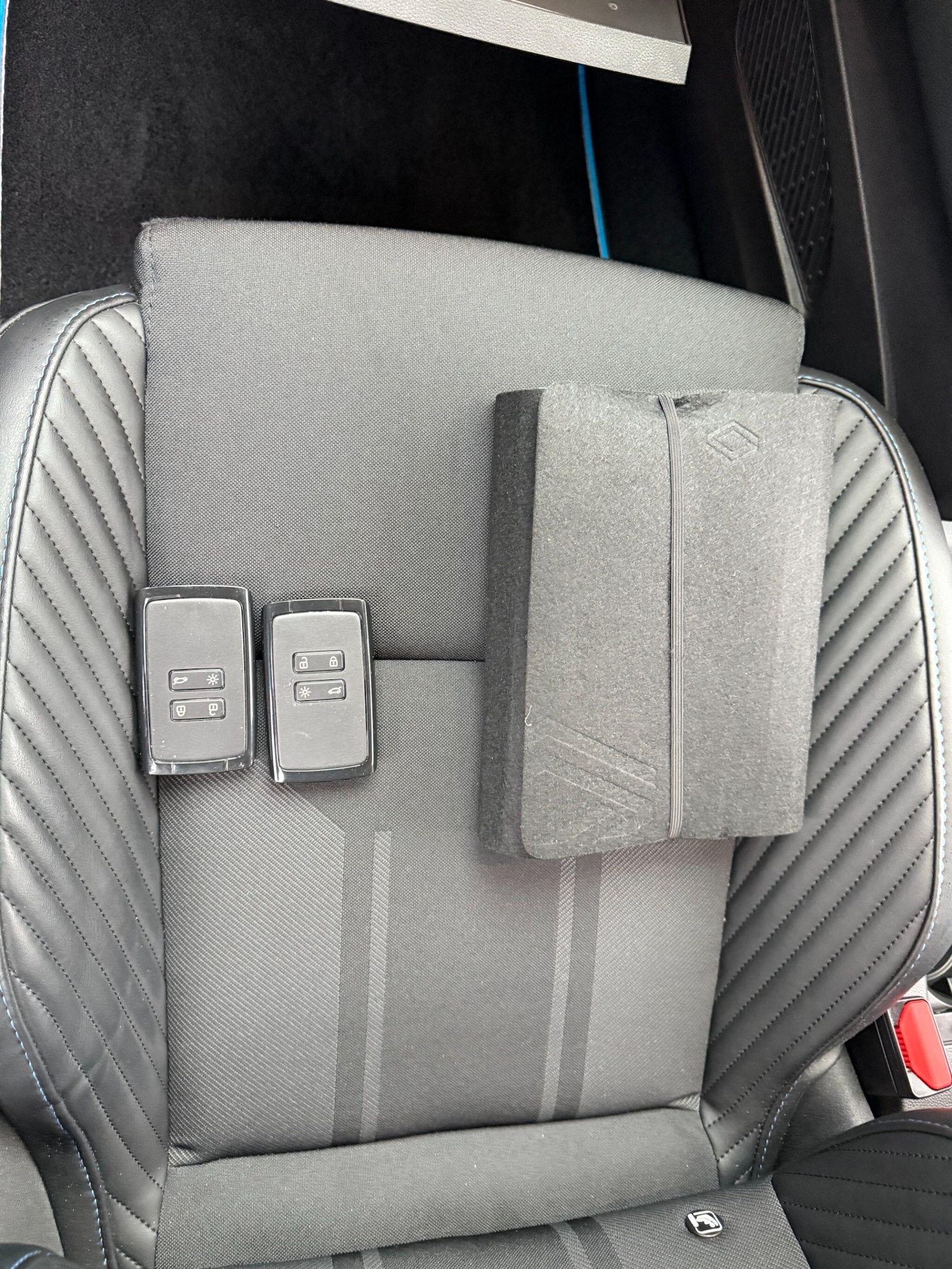 Used Renault Clio 2024 for sale - 77456458: Photo 15