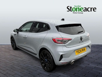 Used Renault Clio 2024 for sale - 77456458: Photo