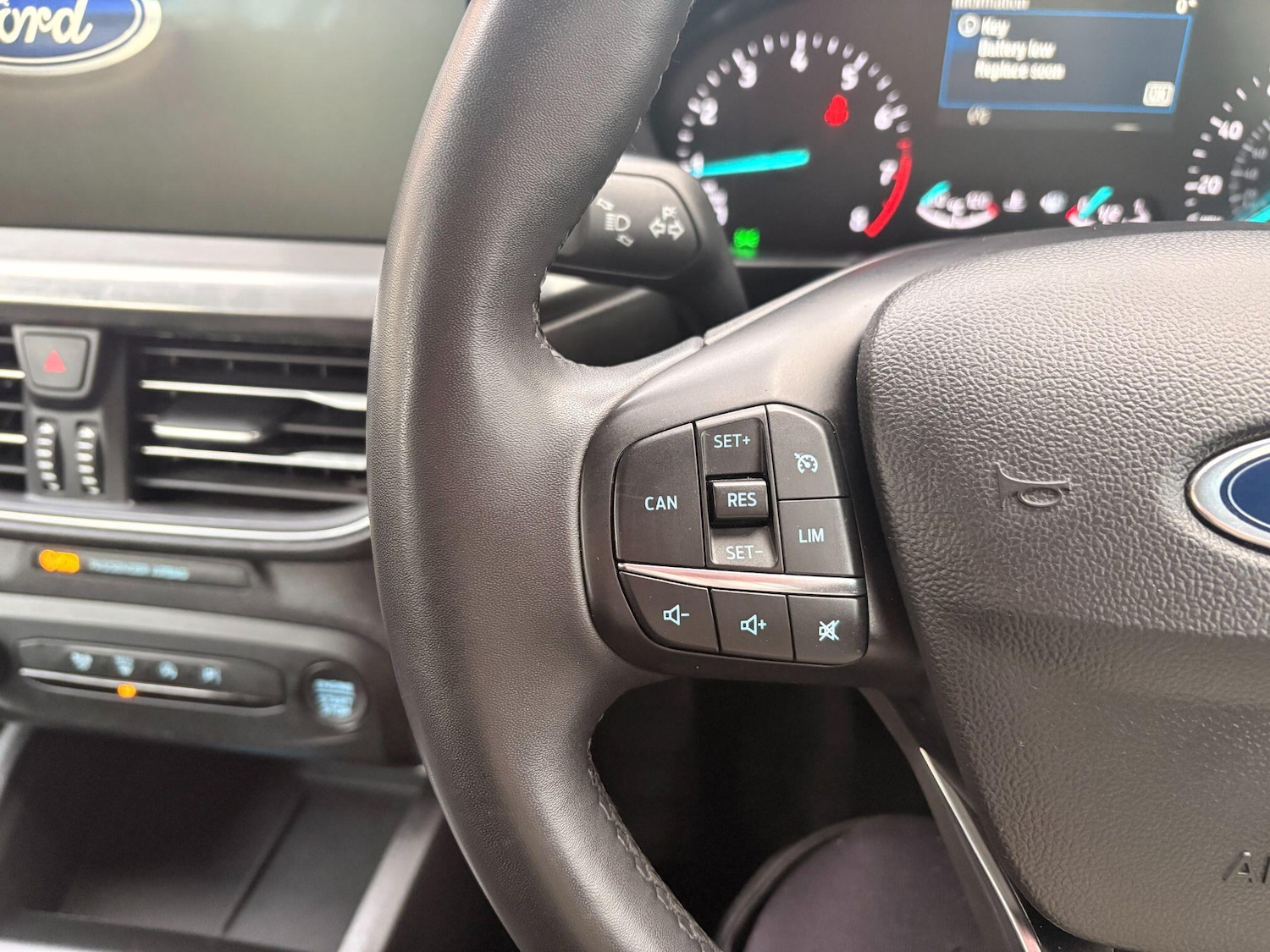 Used Ford Focus 2023 for sale - 77238449: Photo 15