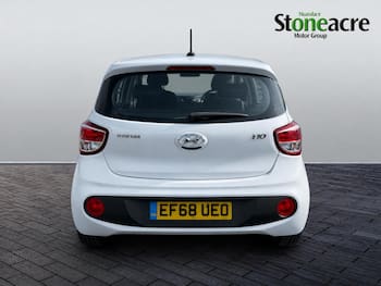 Used Hyundai i10 2019 for sale - 79669216: Photo