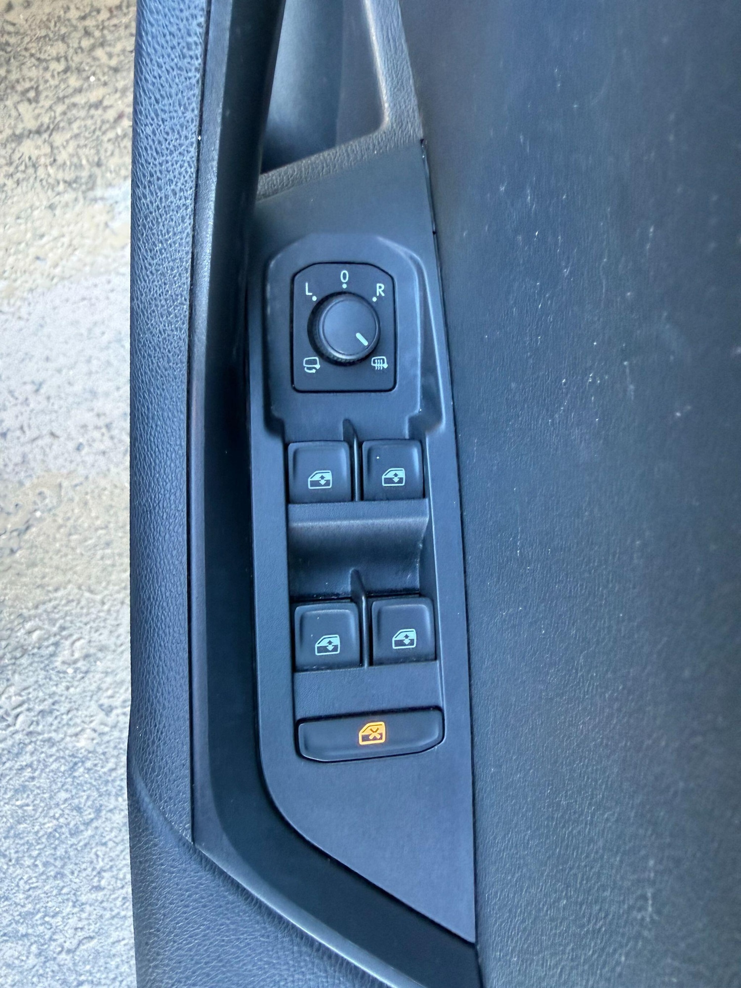 Used Skoda Karoq 2019 for sale - 77143683: Photo 30